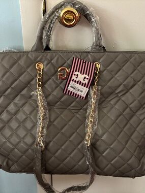 Gigantic tote bag